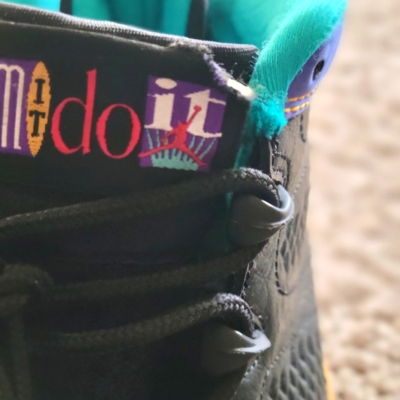 Jordan 9 Retro 2019  'Dream It Do It' - Picture 9 of 11